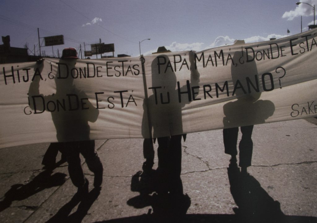 04-4_1984_10_Marcha_de_San-Lucas-Sacatepequez_hacia_la_ciudad_de_Guatemala_JMS_2