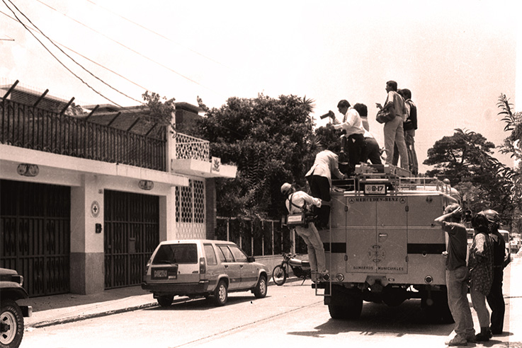El-31-de-Mayo-1990--miembros-de-GAM-ocubaban-pacíficamente-la-sede-del-Cruz-Roja_RV.jpg__